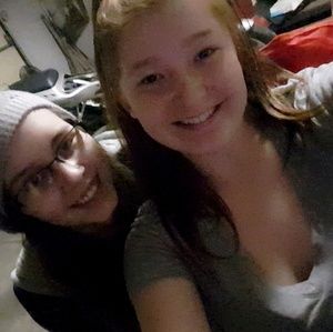 Meet your Posher, Selena